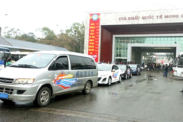 Người Trung Quốc được tự lái xe vào Lạng Sơn
