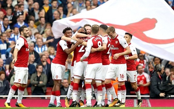 Arsenal thắng nhẹ nhàng ở vòng 7 Ngoại hạng Anh