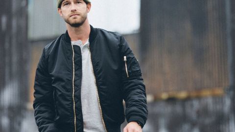 Áo khoác bomber sẽ được kết hợp như thế nào để tạo vẻ ngoài hấp dẫn