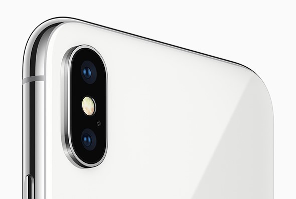 Camera của iPhone X khiến đối thủ phải hít khói