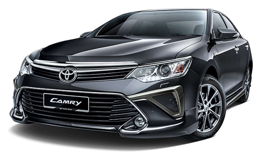 Toyota Camry giảm 120 triệu đồng: Cú 'down' giá khó tin