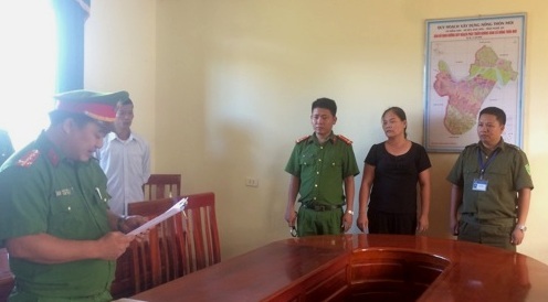 Bắt cô giáo lừa tiền tỷ nhận “chạy” biên chế