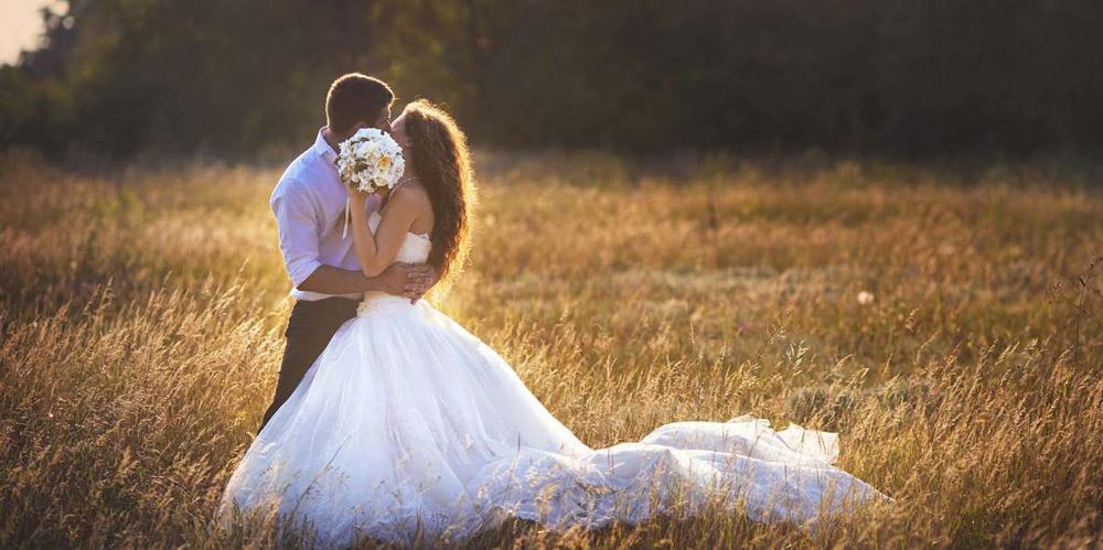 Cô dâu 9X: 'Chụp ảnh cưới là lãng phí, để tiền đi du lịch thích hơn?