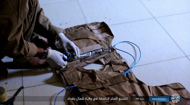 Bí mật rợn người trong 'áo tử thần' của phiến quân IS