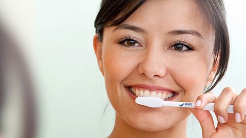 Chải răng đúng cách để sở hữu hàm răng trắng, khỏe tuyệt vời