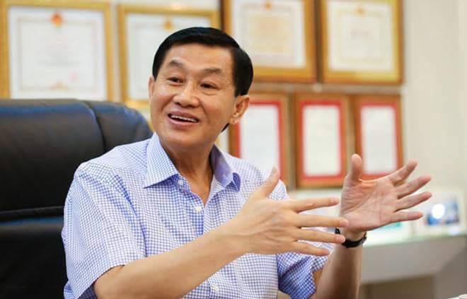 Bố chồng Hà Tăng chuyển cho vợ khối tài sản lớn