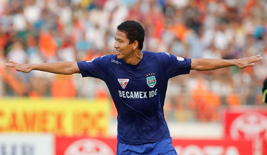 B.Bình Dương 2-1 SHB Đà Nẵng