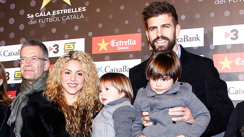 Pique chia tay Shakira: Lạc nhau giữa cơn mê