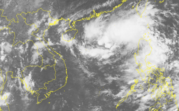 Áp thấp di chuyển thần tốc, hướng Nghệ An - Quảng Ngãi