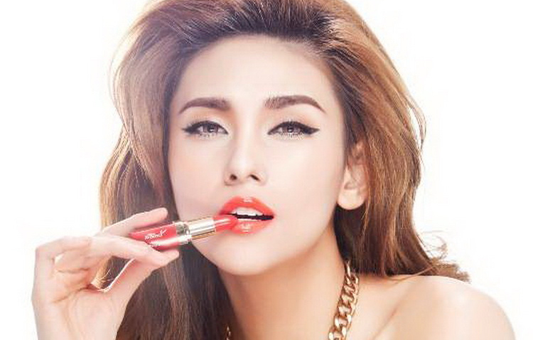 Võ Hoàng Yến được lòng fan sau hàng loạt thị phi
