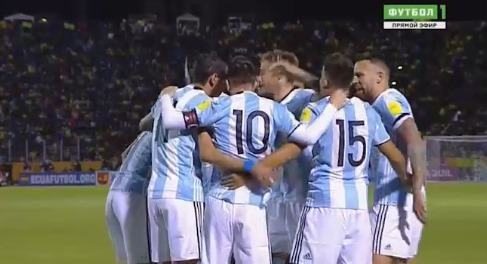 Ecuador 1-2 Argentina: Cú đúp của Messi