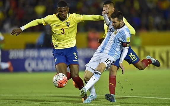 Video bàn thắng Ecuador 1-3 Argentina