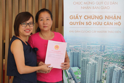Masteri Thảo Điền trao sổ hồng cho cư dân đúng cam kết