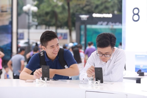 Tín đồ Galaxy Note thỏa sức trải nghiệm Note8 tại Hà Nội