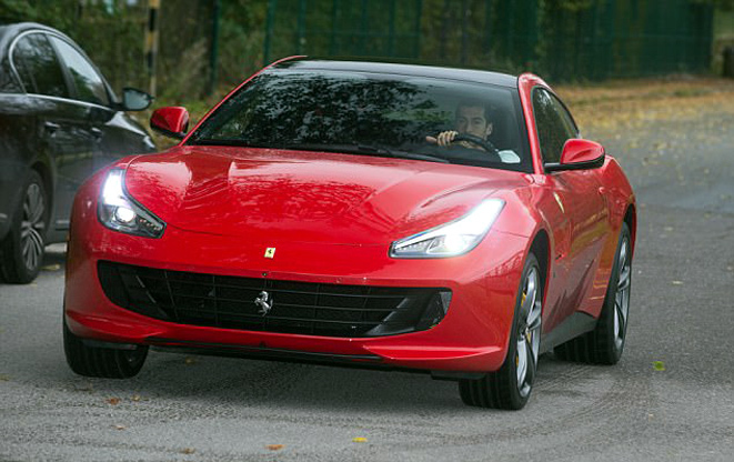 Ibrahimovic tái ngộ Mourinho ở trung tâm Carrington