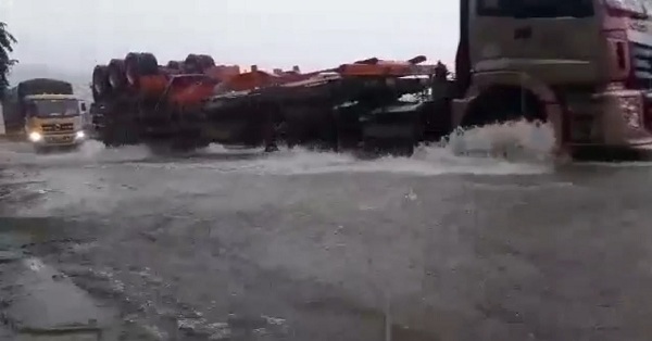 Ngập QL1A Thanh Hóa