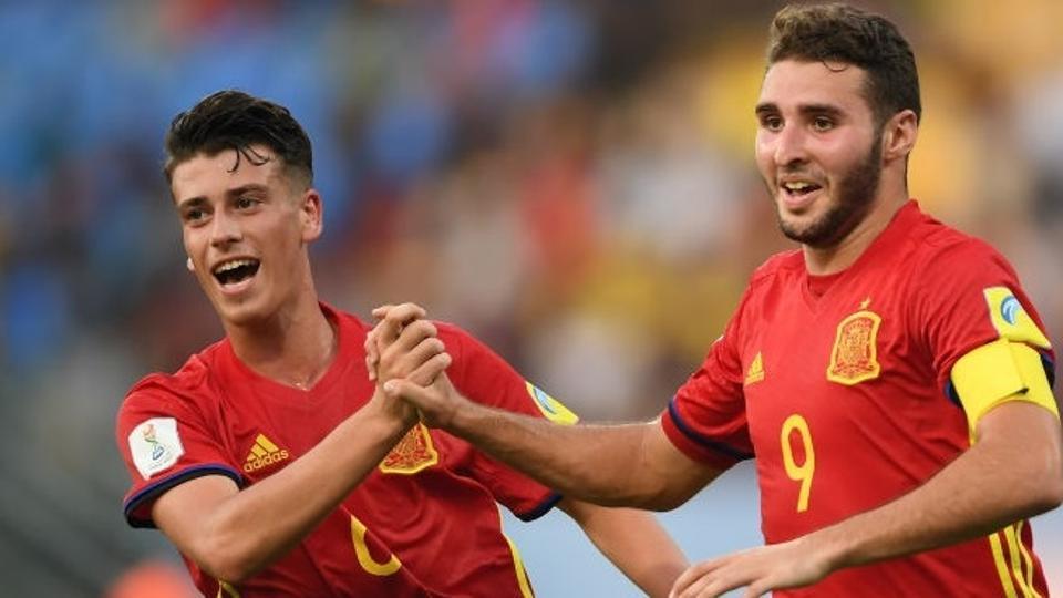 Lịch thi đấu bóng đá hôm nay 13/10