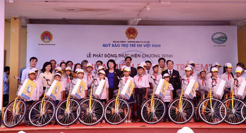 Gần 32 tỷ đồng sữa miễn phí dành cho trẻ tiểu học