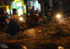 Siêu máy bơm giải cứu 'rốn ngập' Sài Gòn trong trận mưa lớn