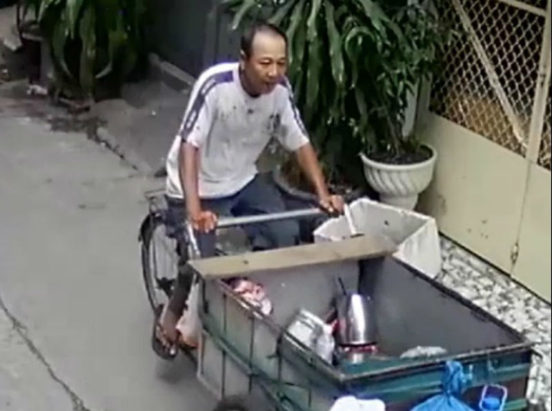 Truy bắt người đàn ông đâm chết đồng nghiệp trên phố Sài Gòn
