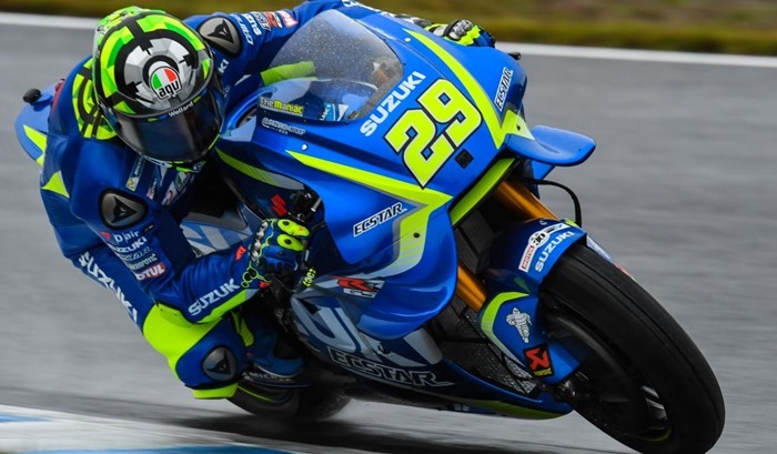 Suzuki Ecstar ra mắt fairing