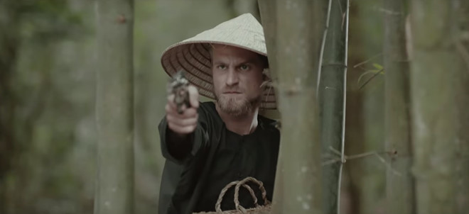 Chàng Tây được 'săn lùng' sau khi xuất hiện 3 giây trong MV của Mỹ Tâm