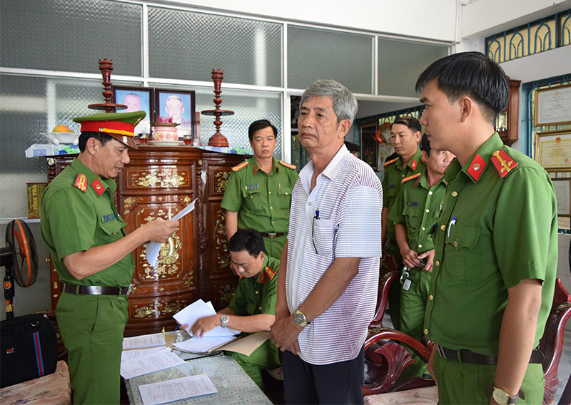 Bắt nguyên Giám đốc Sở KH&CN tỉnh Trà Vinh
