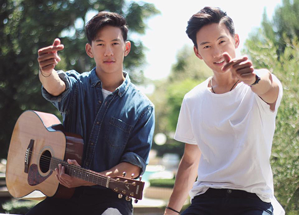 Cặp sinh đôi Việt - Thái cover 'Em gái mưa' ngọt ngào