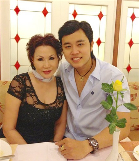 Vũ Hoàng Việt: Không mơ chân dài Vbiz vì quá nghèo