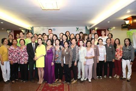 Khám xương miễn phí cho 100.000 phụ nữ