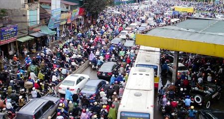 Xe chính chủ: Không được phạt người đi đường