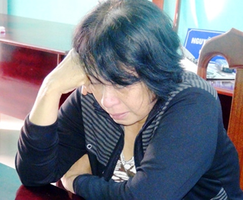 Nữ quái lừa đảo tiền tỷ rồi vào chùa trốn truy nã