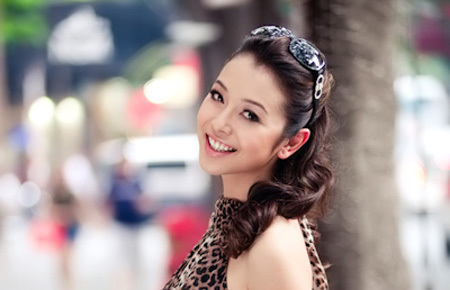 Jennifer Phạm làm hồ sơ ứng cử Đại sứ Du lịch