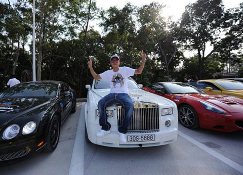 Chơi siêu xe, những thiếu gia sắp đè Cường đô la