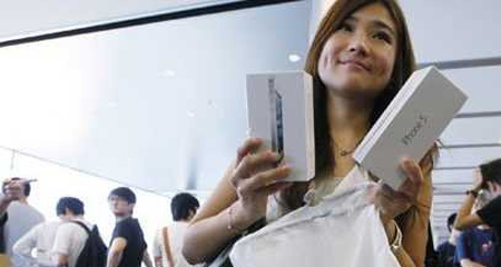 Apple chật vật bám đuổi Android