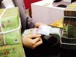 Lương tối thiểu công chức thêm 100 nghìn đồng/tháng?