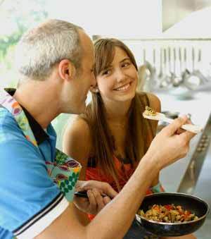 Từ chối trai trẻ hay nô lệ của trai già?