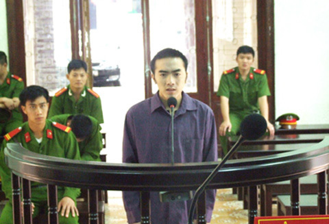 Khó tin: Bán vợ... lấy tiền cưới vợ khác