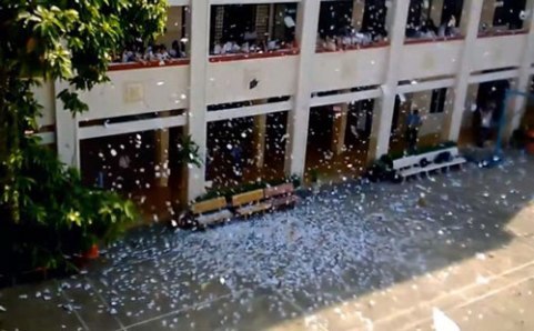 Tại cái nước mình nó thế!