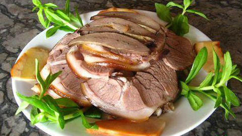 Nhớ lâu, nhớ đời thịt chó, lá mơ
