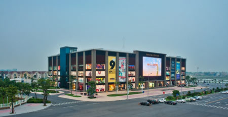 Vincom Center Long Biên ra mắt trung tâm Outlet