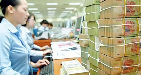 Sợ cho vay, NH đổ tiền mua trái phiếu