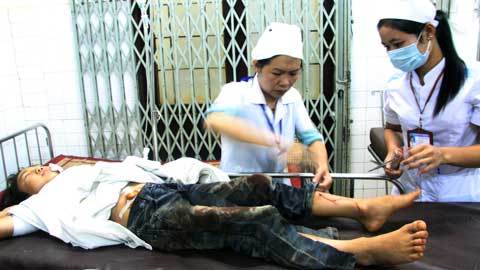 Giây phút 8 học sinh thương vong do vướng mìn