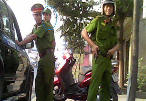 Bị truy nã vẫn trở thành trung úy công an