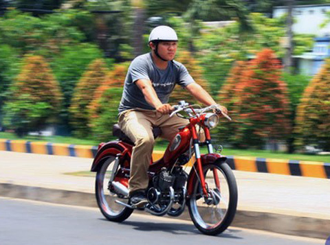 Độc đáo xe cổ Mobylette 2 máy