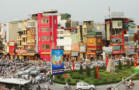 Đàn Xã Tắc, cây cầu vượt và văn hóa tranh luận