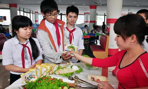 Những 'kẻ' lội ngược dòng ngoạn mục