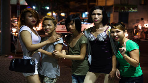 Clip: Tâm sự của người mẹ có con chuyển giới