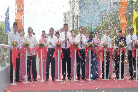 Thông xe cầu vượt Lăng Cha Cả sớm hơn 47 ngày