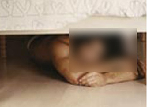 Nam sinh viên 'trần như nhộng' dưới gầm giường cô bé 12 tuổi